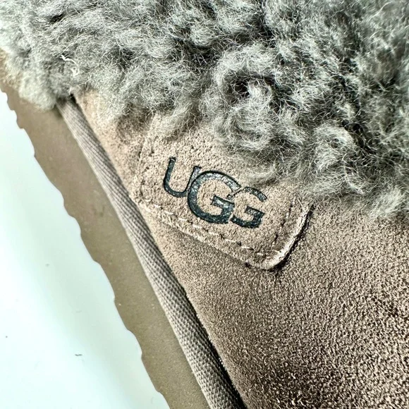 UGG Women's Cluggete Slippers Sheepskin Wool Leather GRAY - Picture 9 of 10